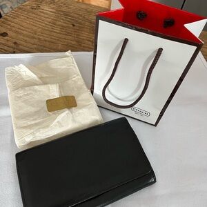 Vintage Coach Black Leather Envelope Clutch Wallet with tabs for Crossbody use